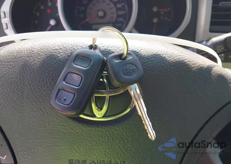 2004 Toyota 4Runner Sr5 V6 from USA, damaged, VIN JTEZU14R248016620